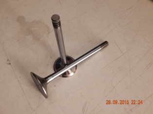 Valves Inlet-Exhaust — AQAD30 / MD30-TD30 / AQAD40 / MD40-TD40 / TAMD40